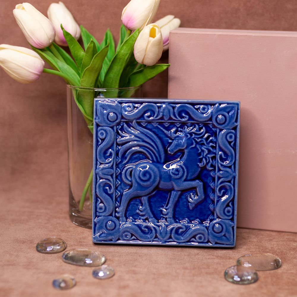 Изразец Единорог, одноцветный синий