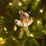 Мышонок в цилиндре