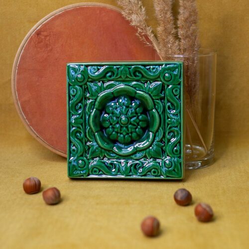 Изразец Солнце одноцветный зеленый фото