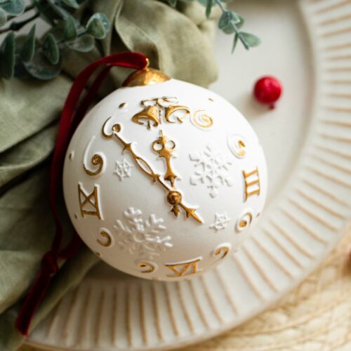 Шар ёлочный с часами  (фарфор, золото) фото