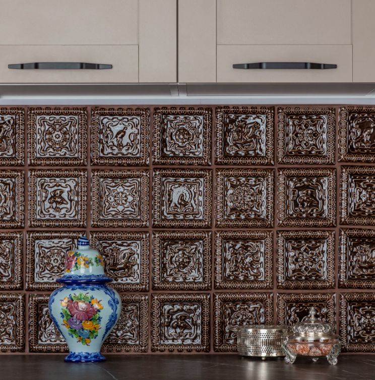 Изразцы на кухонном фартуке