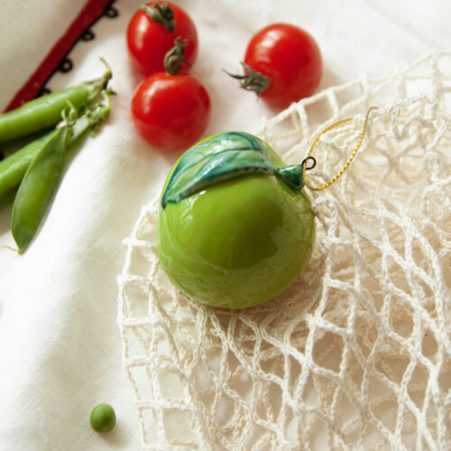 Яблоко малое зеленое фото