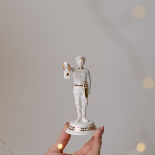 Сигналист с золотом (железнодорожник) фото